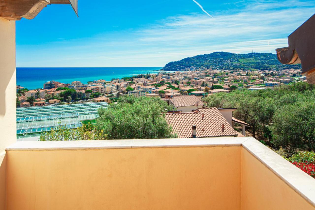 Appartamenti Villa Il Poggiolo Diano Marina Exteriér fotografie