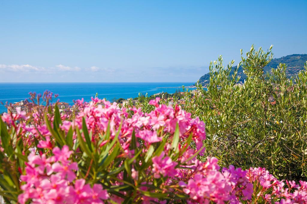 Appartamenti Villa Il Poggiolo Diano Marina Exteriér fotografie